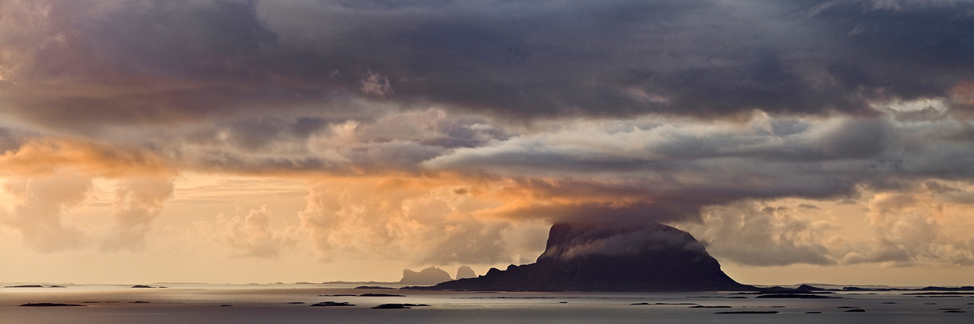 Lovund