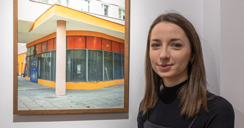 Meet the Artist: OLAJOS Ilka // beszélgetés a művésszel Panel című kiállításáról