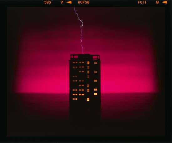 Szabó Dezső: Magasfeszültség / High Voltage