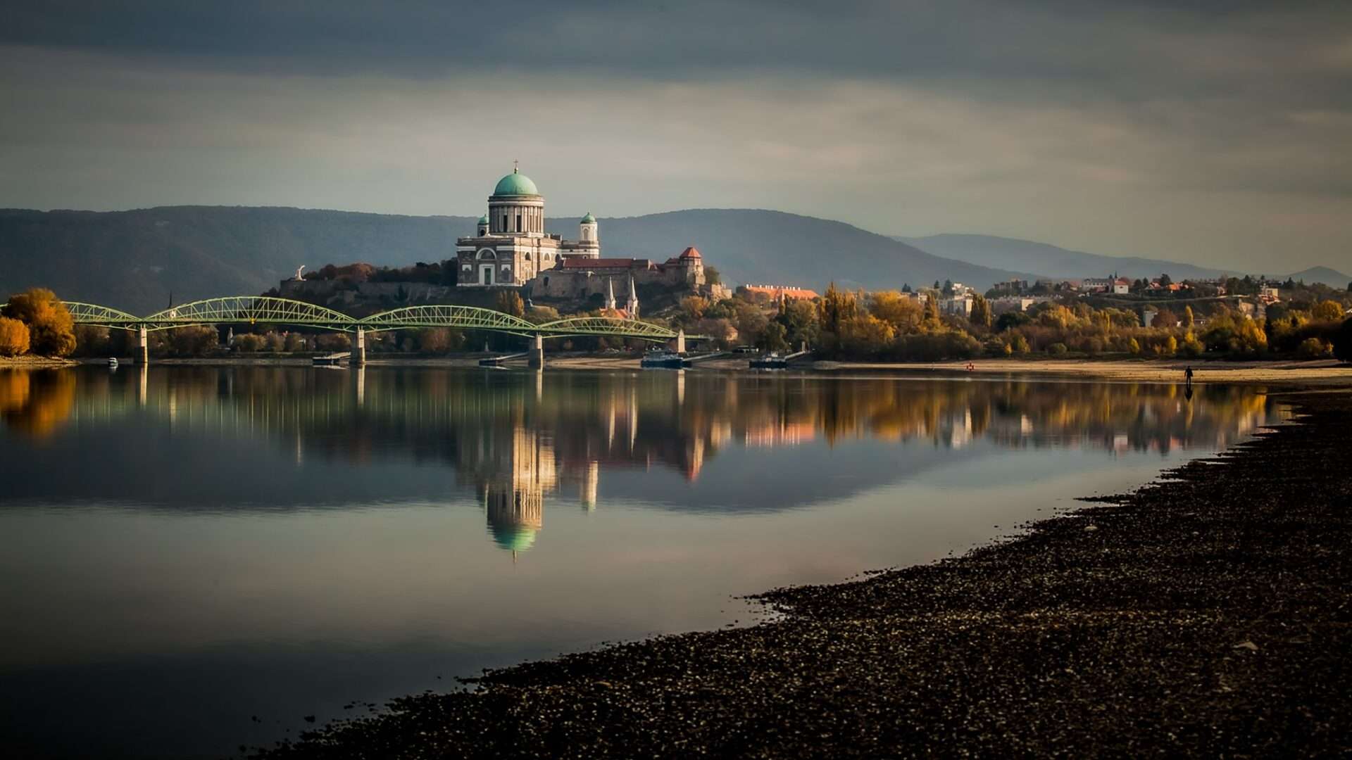 X. Komárom-Esztergom Megyei Fotópályázat díjátadó, megnyitó